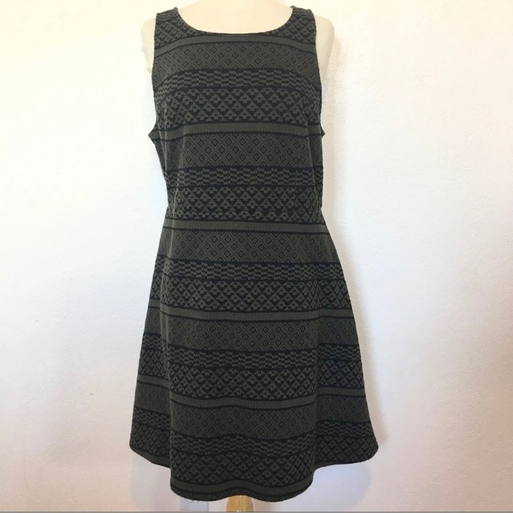 APT 9 A-line dress LG olive and black slip on pullover dress New with tags
